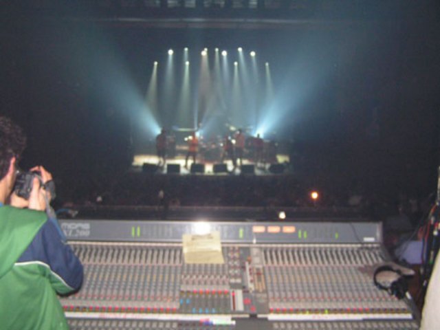 photo2006246.jpg