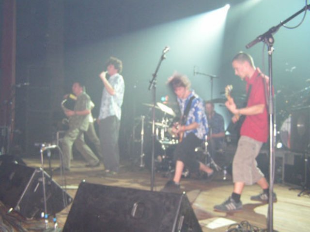 photo2006275.jpg